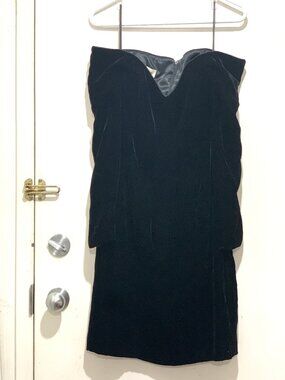 VINTAGE WAYNE CLARK OFF-SHOULDER LONG SLEEVE VELVET MIDI DRESSES SIZE 12